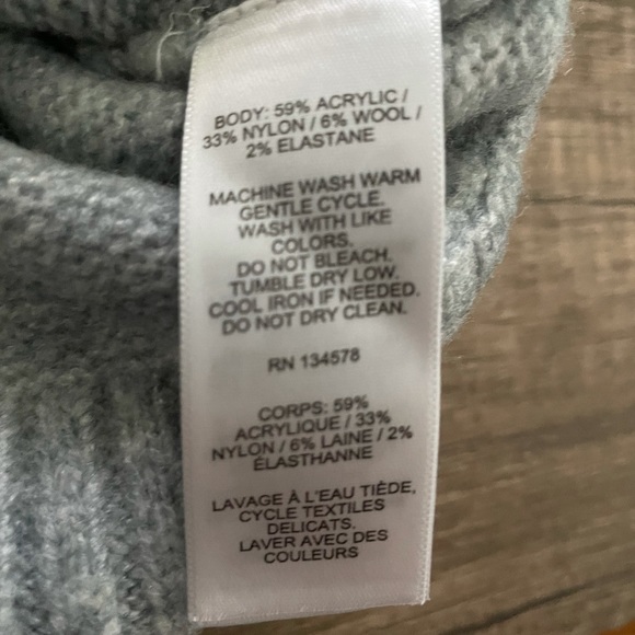 Vineyard Vines Girls Flutter Sleeve Sweater size S - Picture 2 of 2